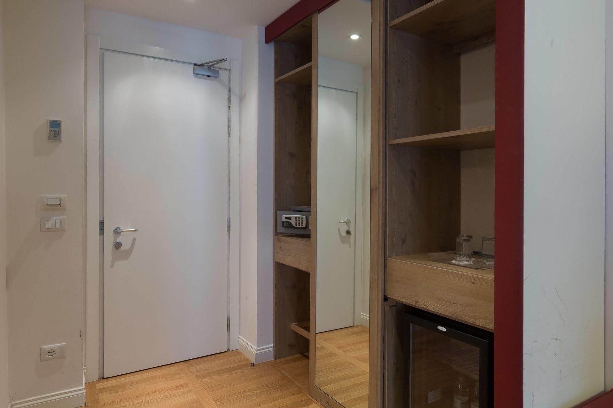 Floris 3* Roma