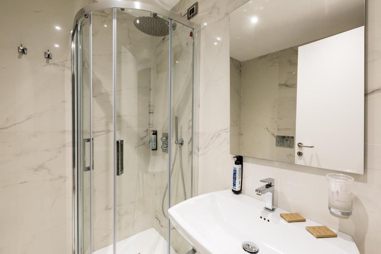 Hotel Floris 3*